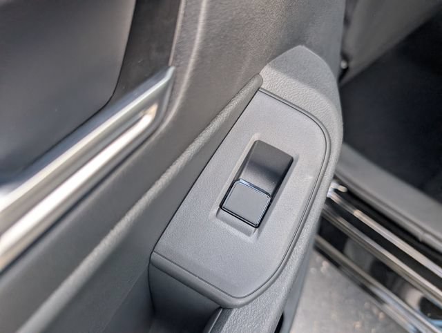 New 2026 Nissan Sentra SV w/ SV Convenience Package FWD image 12