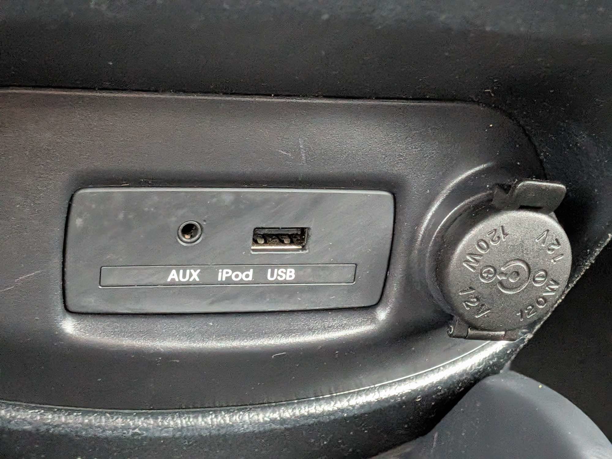 Used 2012 Kia Soul FWD image 25
