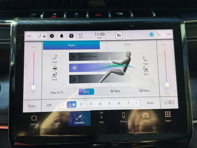 Used 2023 Jeep Grand Cherokee L Limited w/ Luxury Tech Group II image 28