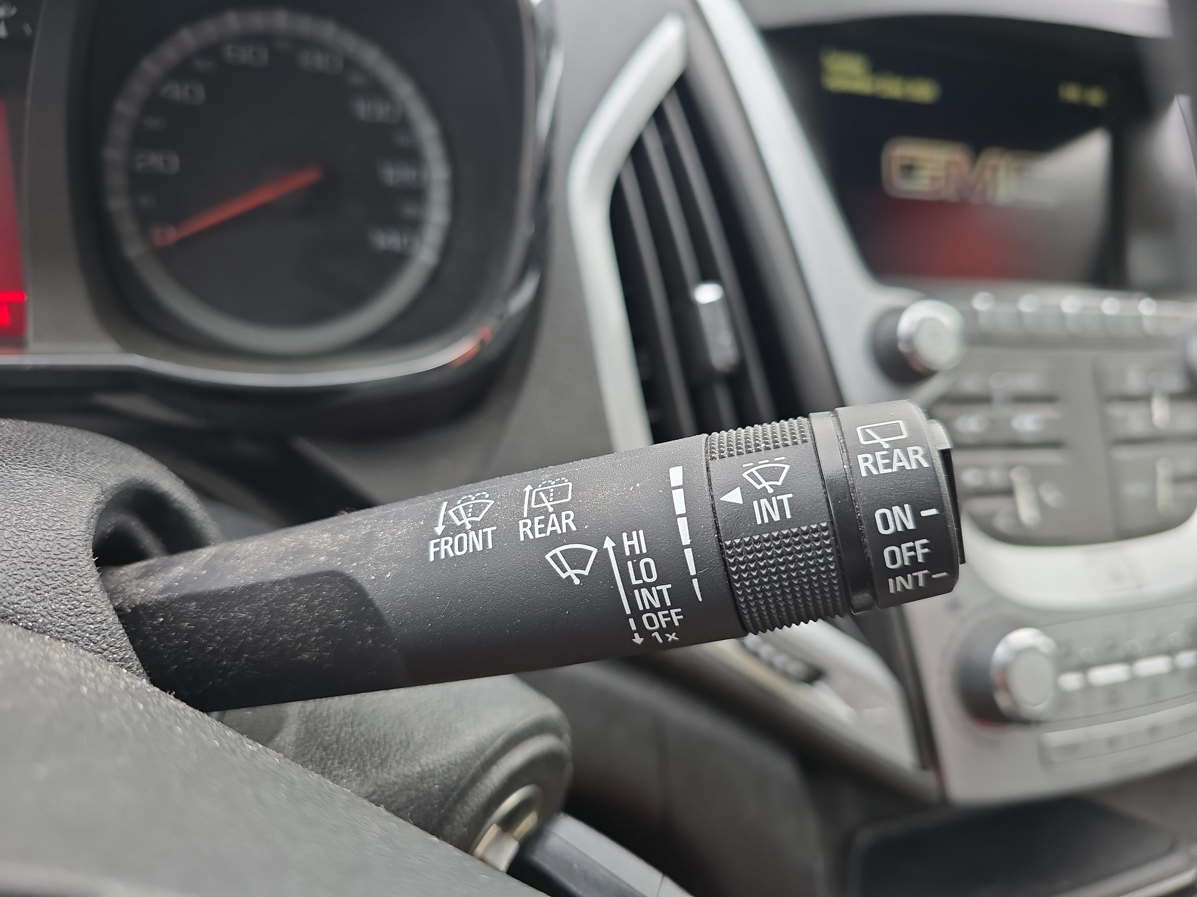 Used 2017 GMC Terrain SLE AWD/4WD image 16