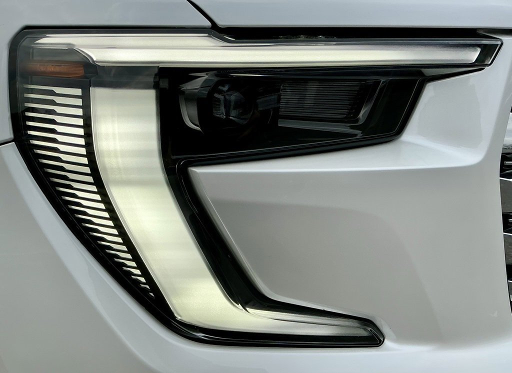 Used 2024 GMC Acadia Denali image 8