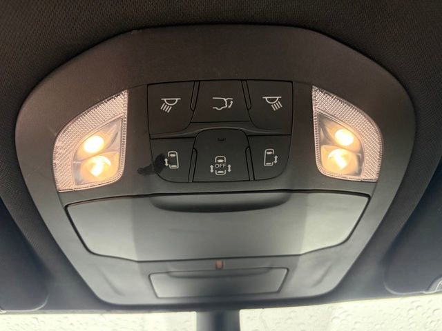 Used 2023 Chrysler Pacifica Touring-L w/ S Appearance Package image 30