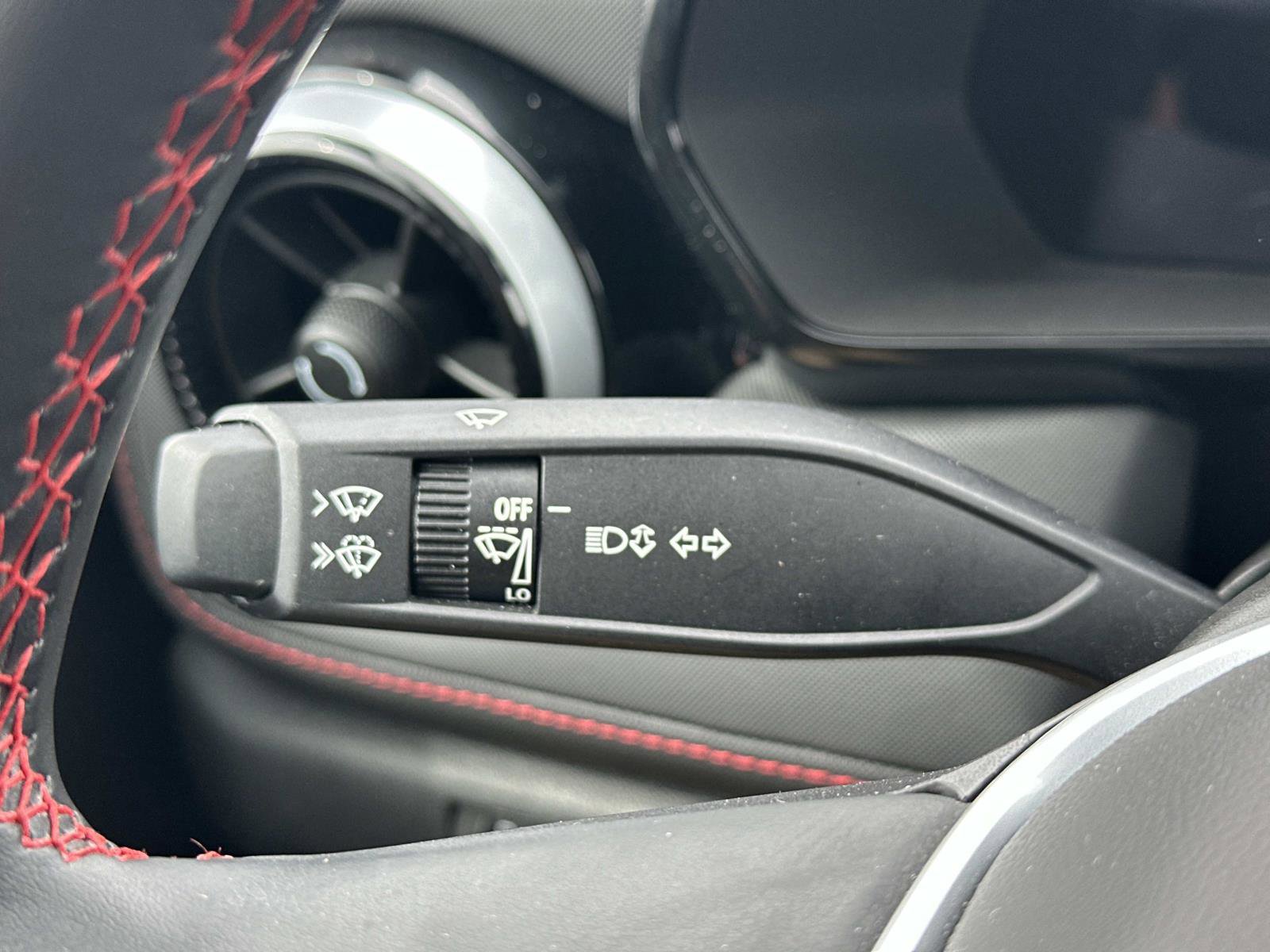 Certified 2023 Chevrolet Colorado Z71 w/ Z71 Convenience Package 2 image 23