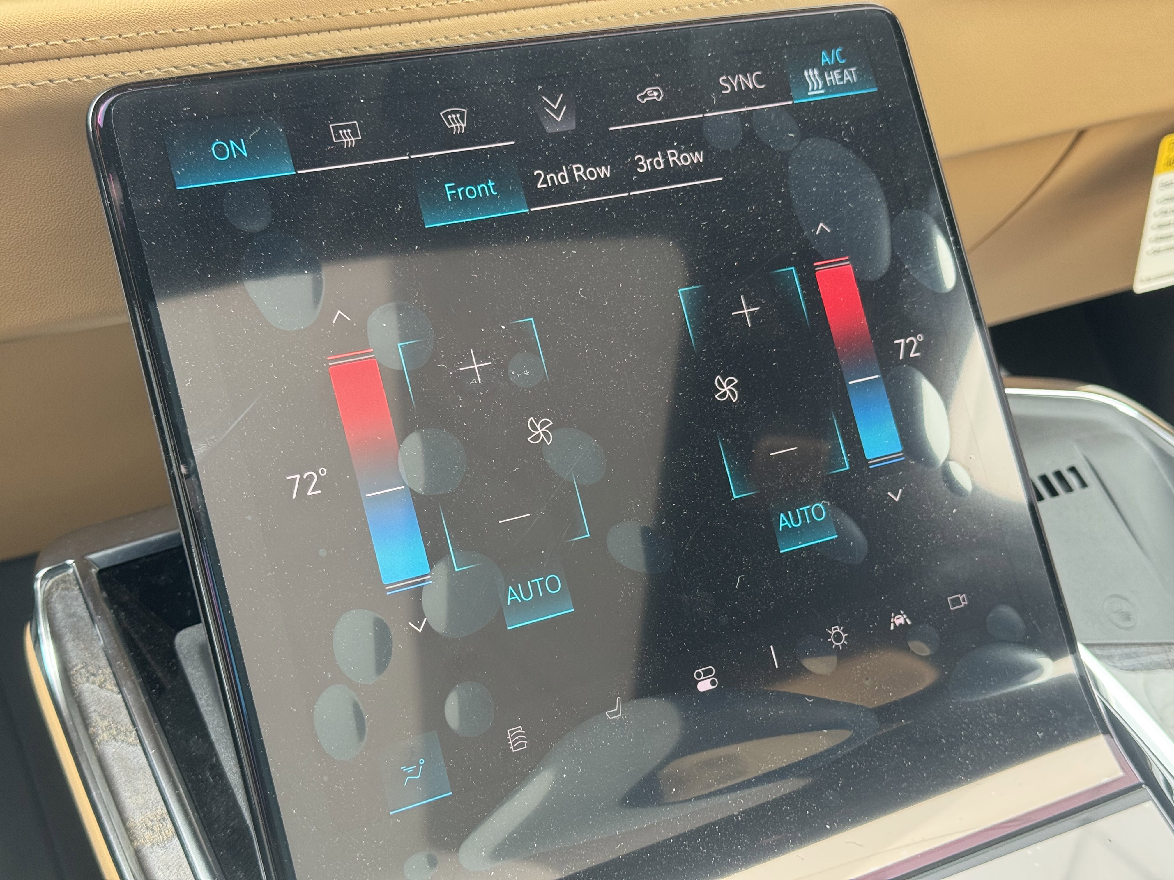 New 2025 Cadillac Escalade IQ Luxury 2 image 24