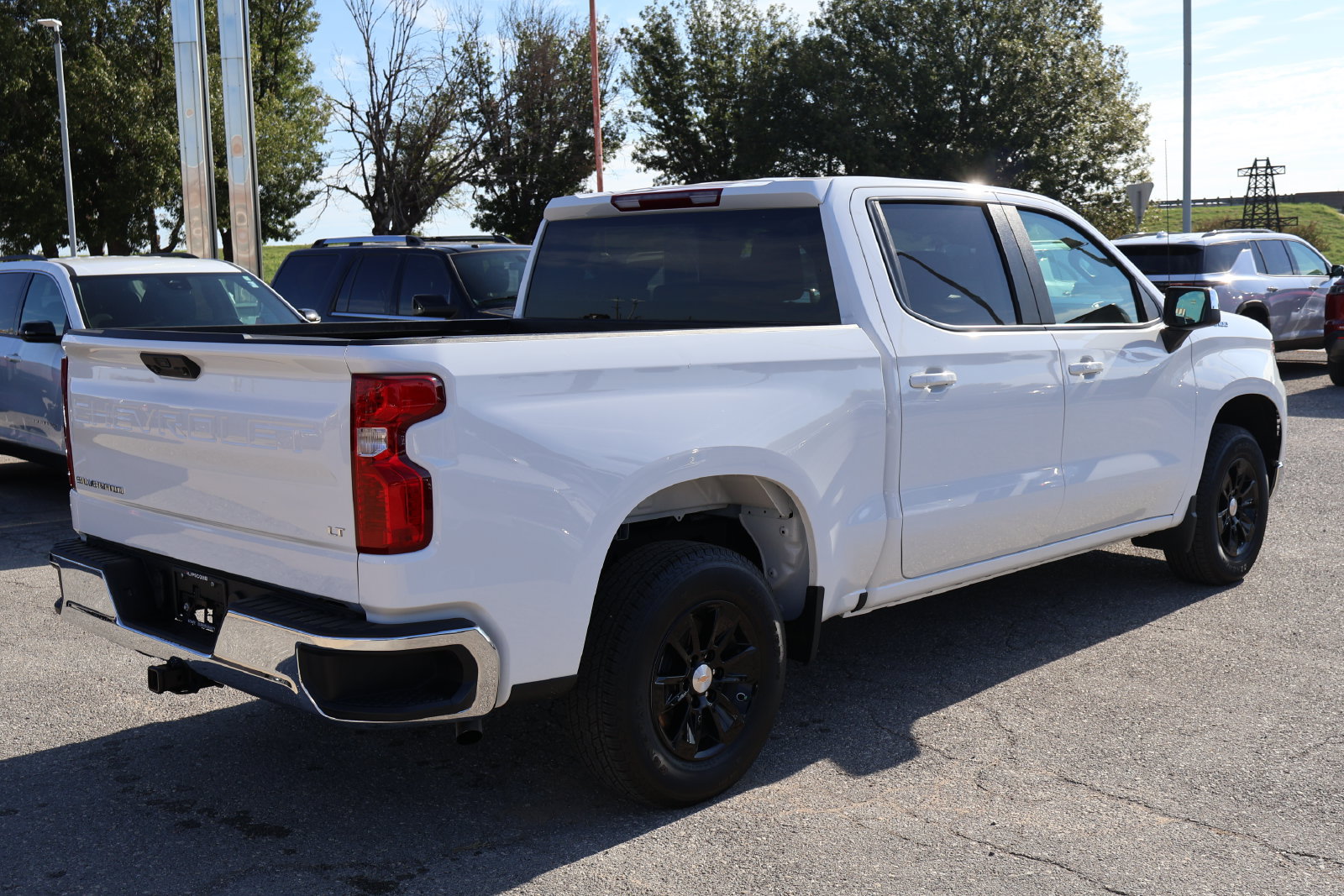 Used 2026 Chevrolet Silverado 1500 LT RWD image 6