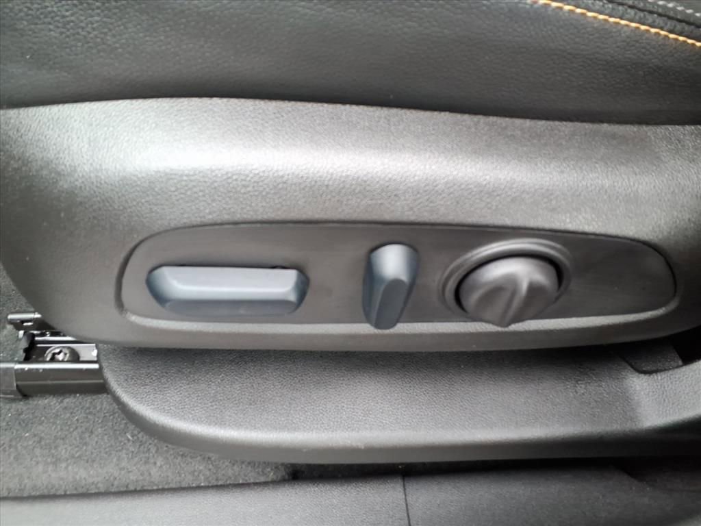 Used 2024 Chevrolet Equinox Premier image 13