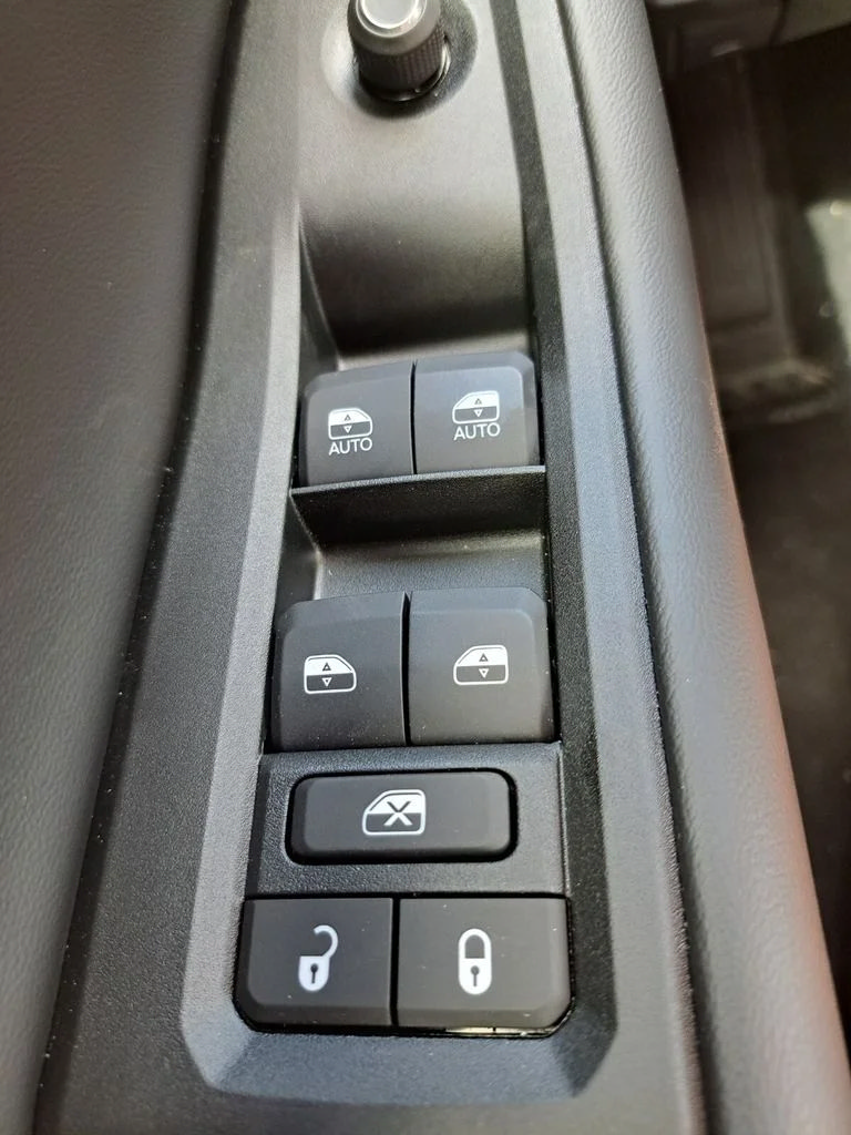 New 2026 Jeep Grand Cherokee Laredo RWD image 15