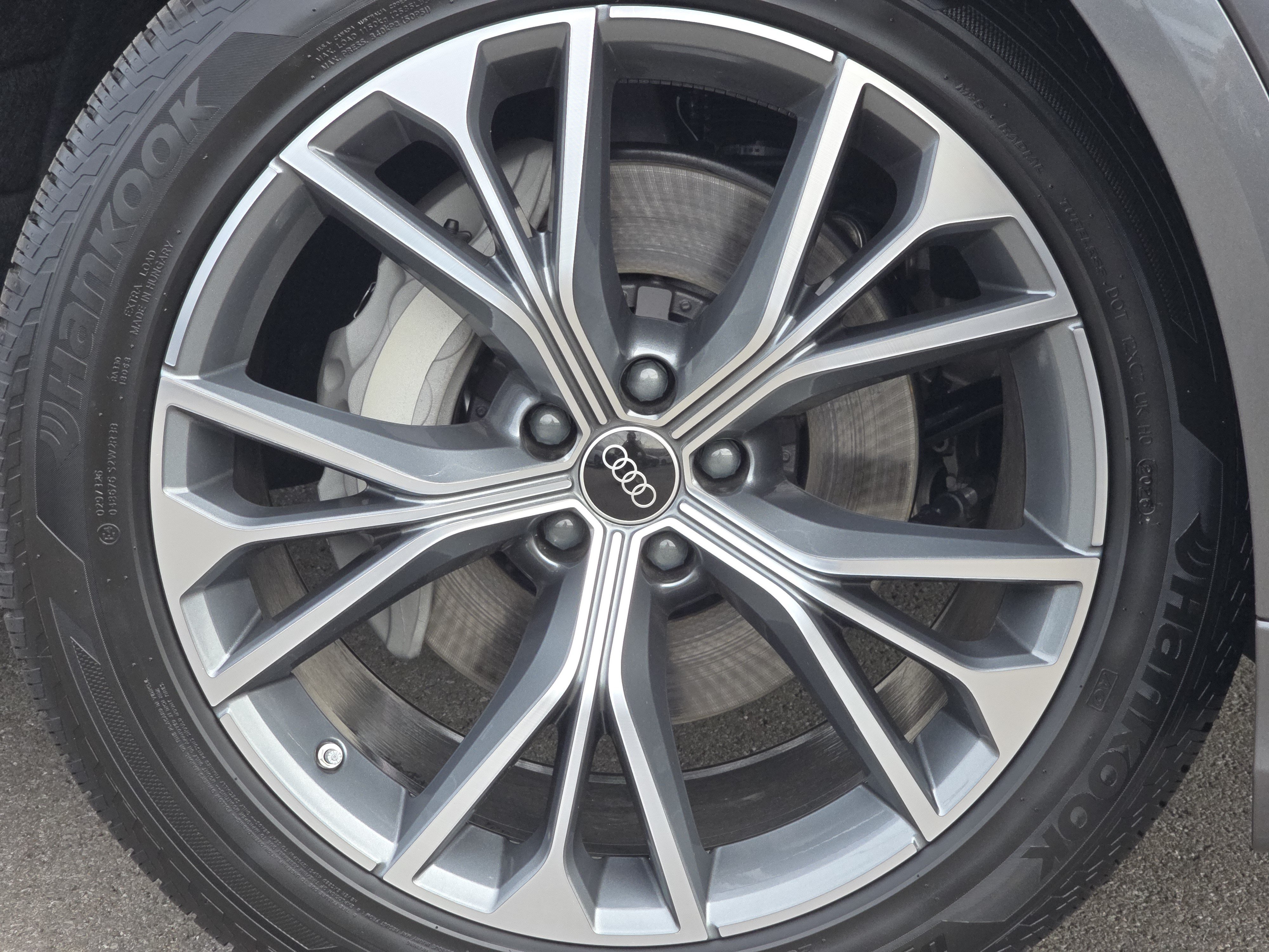 New 2026 Audi Q8 Premium Plus AWD/4WD image 15