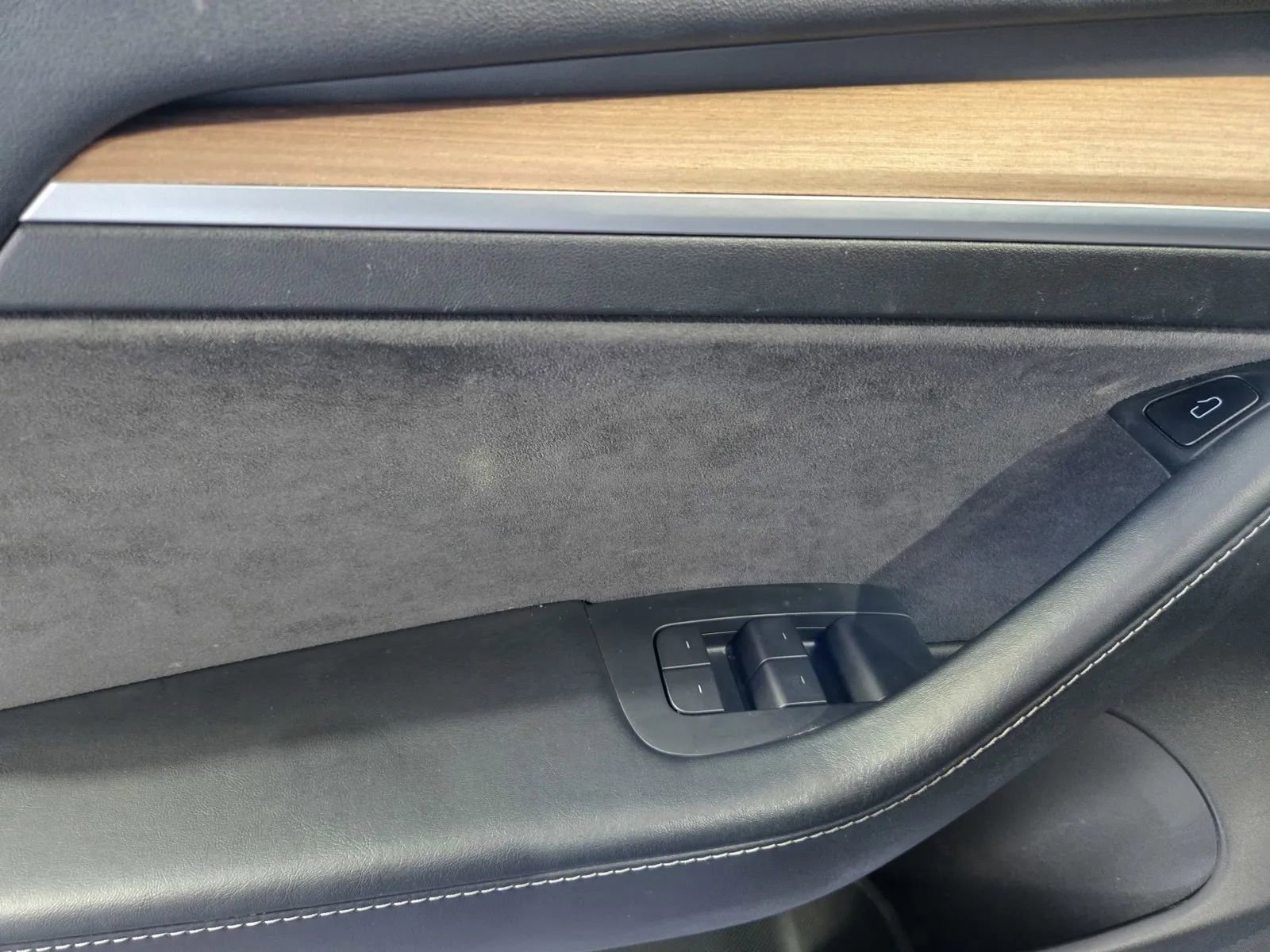 Used 2021 Tesla Model 3 Long Range AWD/4WD image 13