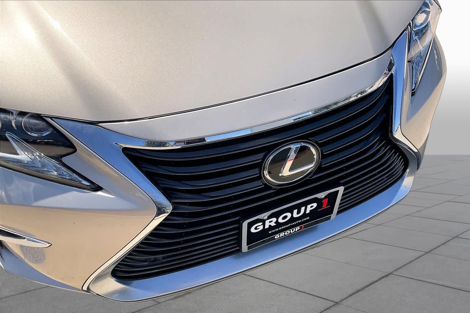Used 2016 Lexus ES 350 FWD image 30