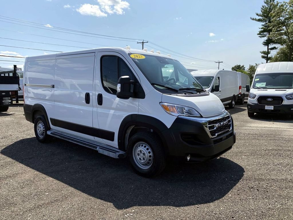 Used 2025 RAM ProMaster 2500 w/ U-Haul Equipment Group FWD image 1