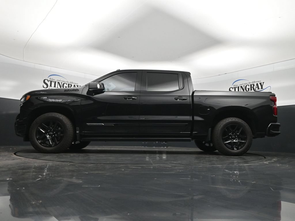 Certified 2025 Chevrolet Silverado 1500 High Country w/ Midnight Edition RWD image 29