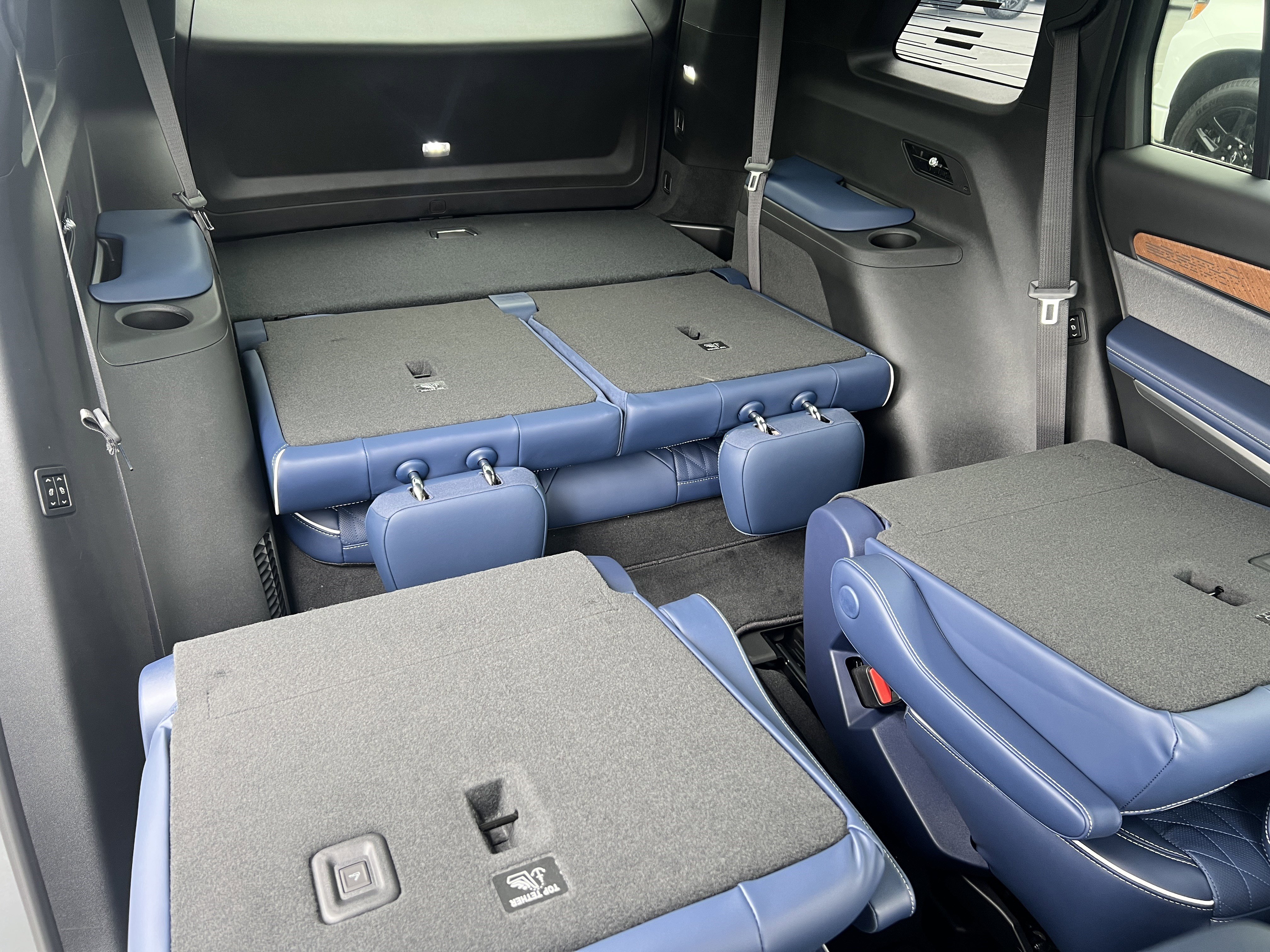 New 2026 Cadillac Vistiq Premium Luxury image 25