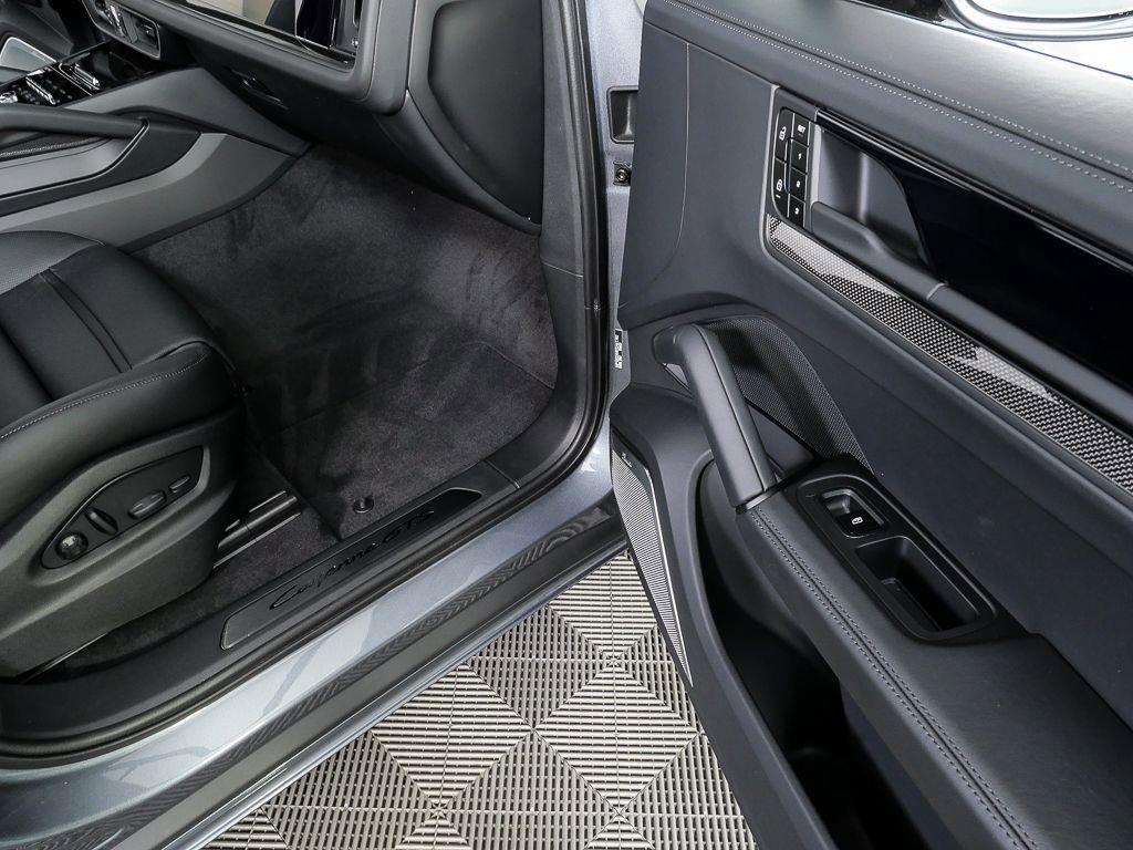 New 2026 Porsche Cayenne GTS image 28