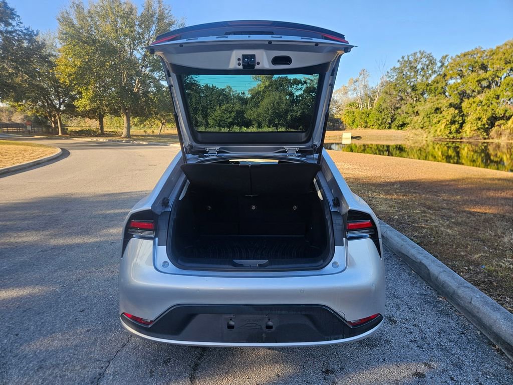 Used 2023 Toyota Prius LE image 10