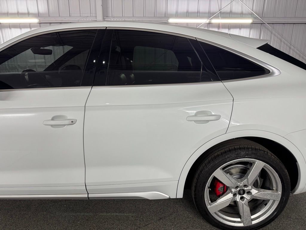 Used 2023 Audi SQ5 Premium Plus w/ Premium Plus Package image 17