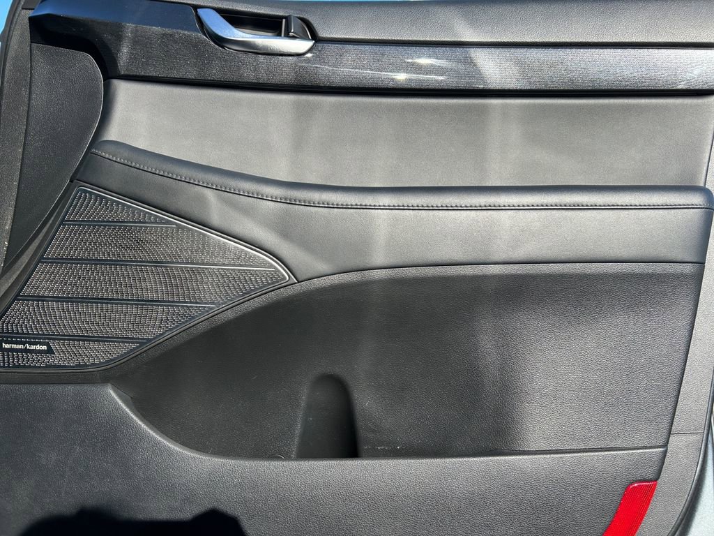 Used 2021 Hyundai Palisade Limited w/ Winter Package image 26