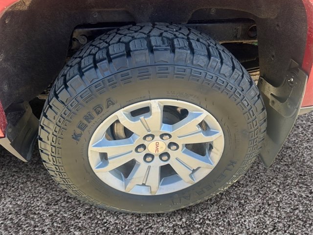 Used 2018 GMC Canyon Denali image 14