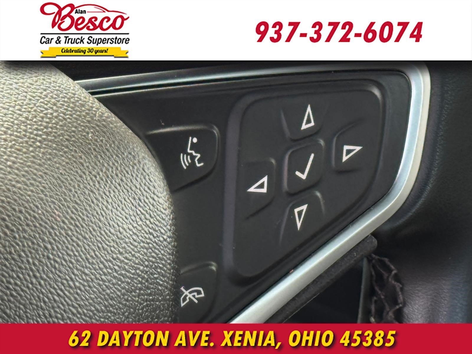 Used 2024 Chevrolet Malibu LT FWD image 12