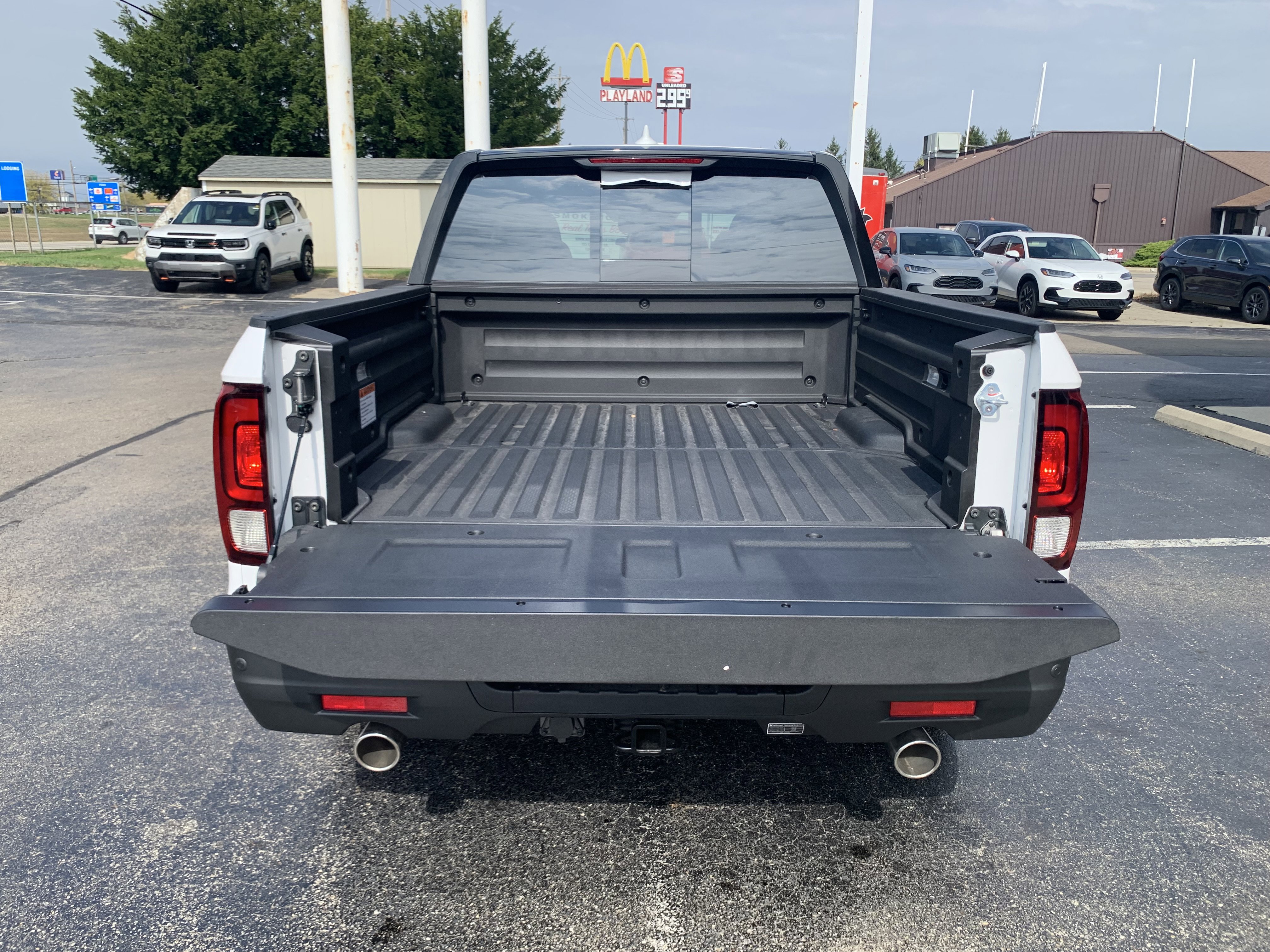 New 2026 Honda Ridgeline Black Edition image 17