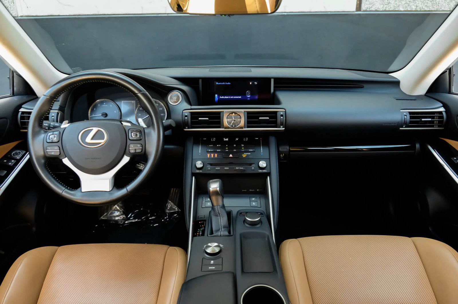 Used 2018 Lexus IS 300 AWD w/ Premium Package image 20