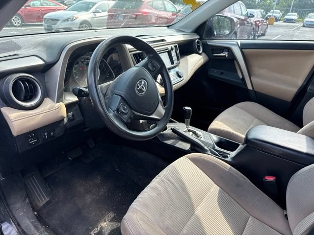 Used 2014 Toyota RAV4 XLE AWD/4WD image 11