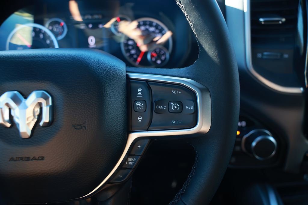 New 2026 RAM 1500 4x4 Crew Cab image 18