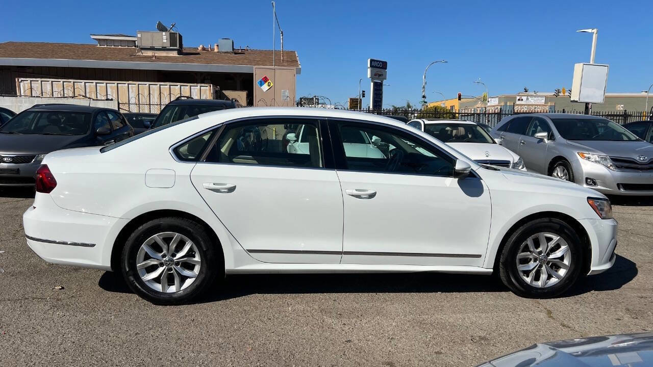 Used 2017 Volkswagen Passat 1.8T S image 7