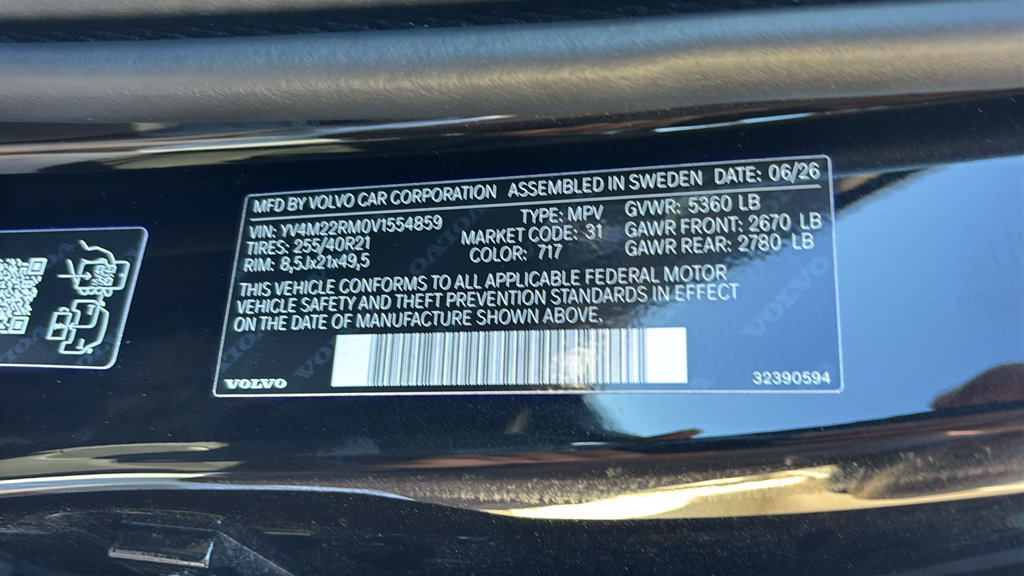 New 2027 Volvo XC60 B5 Ultra AWD/4WD image 32