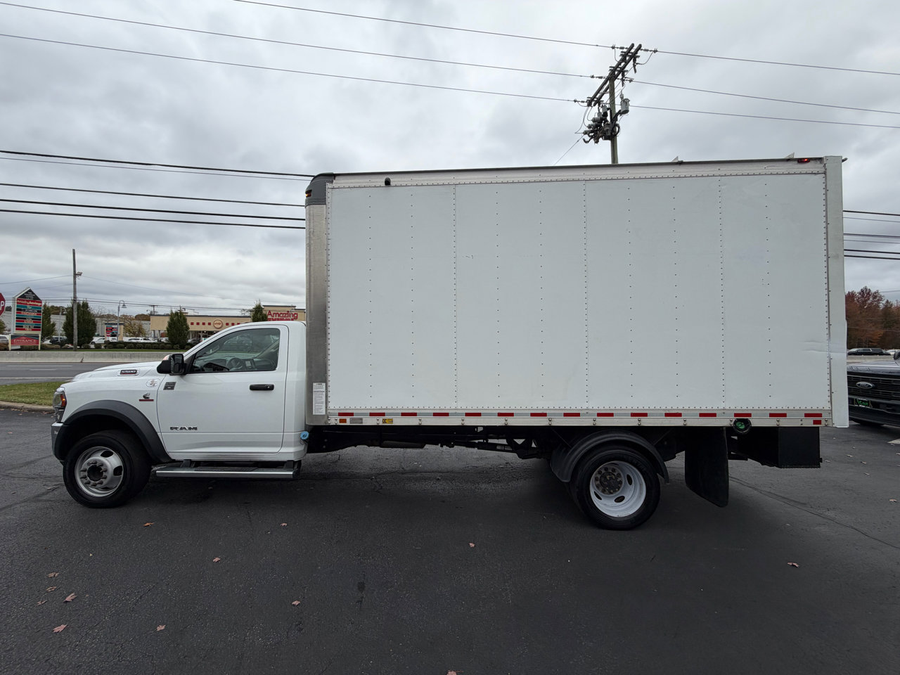 Used 2020 RAM 5500 Tradesman image 10