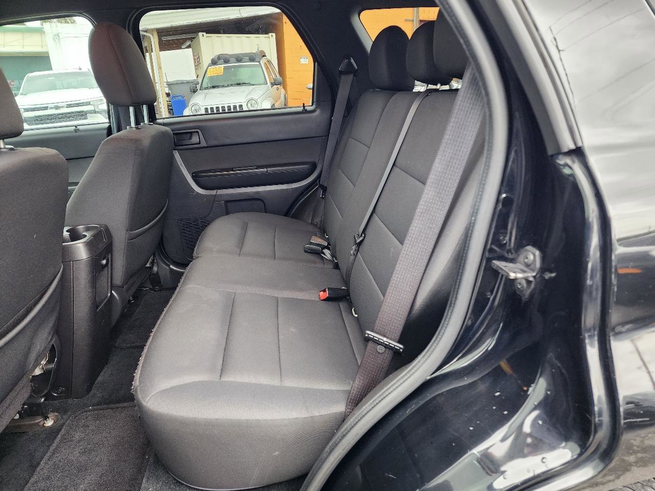 Used 2010 Ford Escape XLT image 19