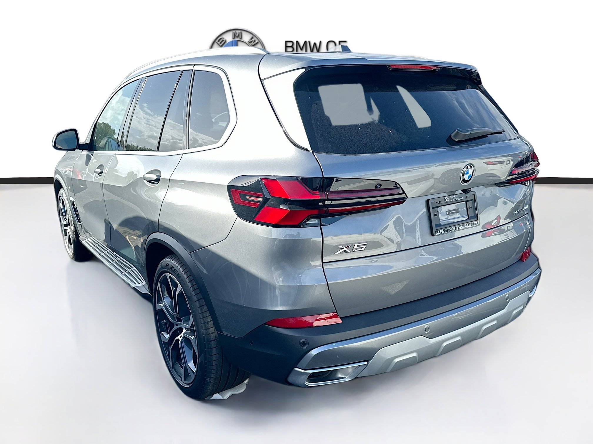New 2026 BMW X5 sDrive40i w/ Executive Package image 4