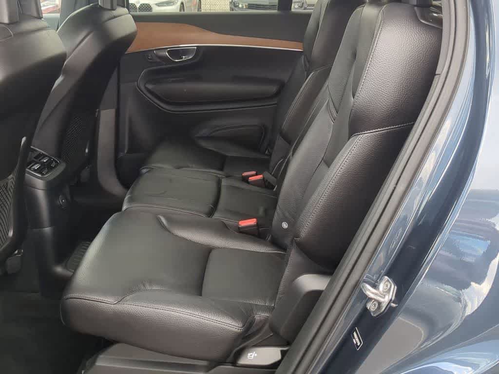 Used 2021 Volvo XC90 T8 Momentum AWD/4WD image 18