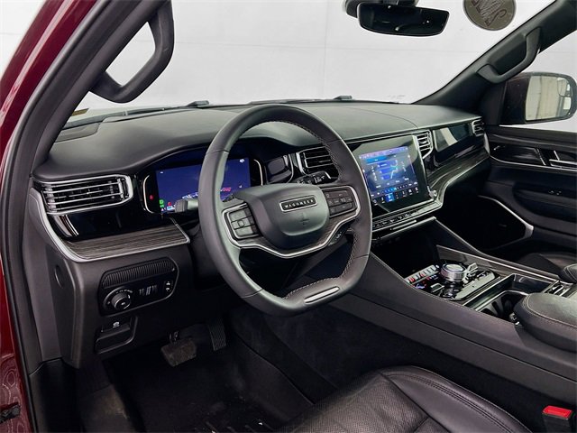 Used 2022 Jeep Wagoneer Series III w/ Premium Group I image 39