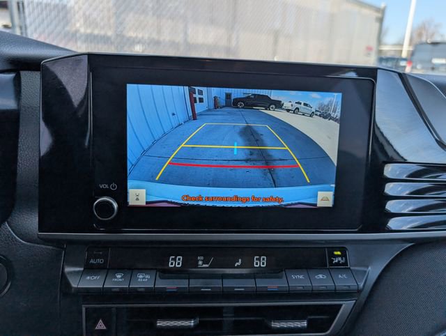 Used 2025 Toyota Camry LE FWD image 18
