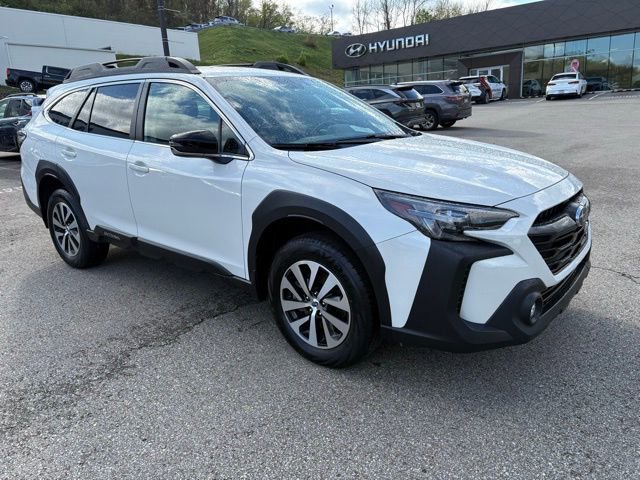 Used 2025 Subaru Outback Premium AWD/4WD image 7