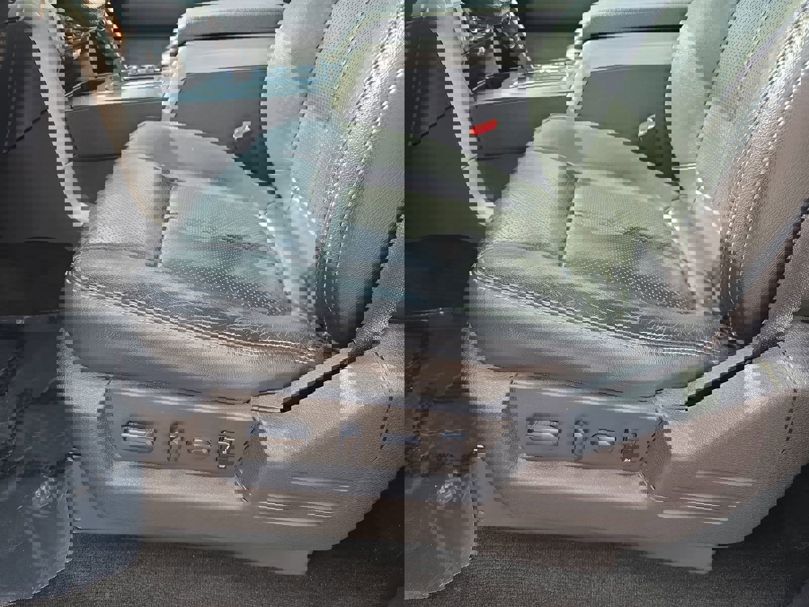 Used 2013 Ford F150 FX4 w/ Luxury Equipment Group image 31