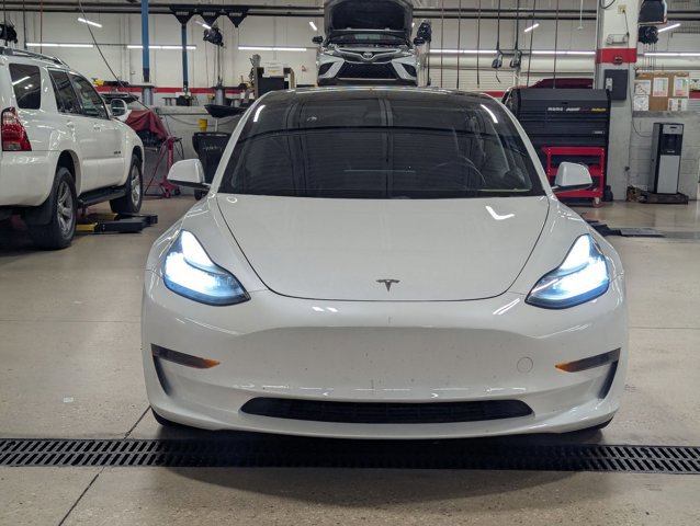 Used 2021 Tesla Model 3 Standard Range Plus video 2