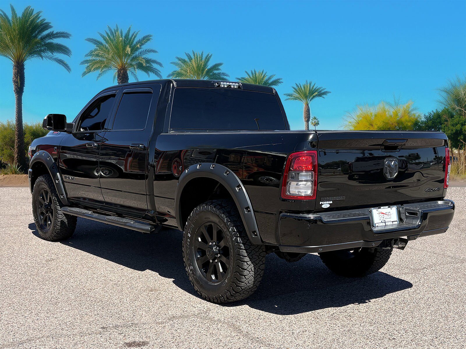 Used 2020 RAM 2500 Big Horn w/ Night Edition AWD/4WD image 3