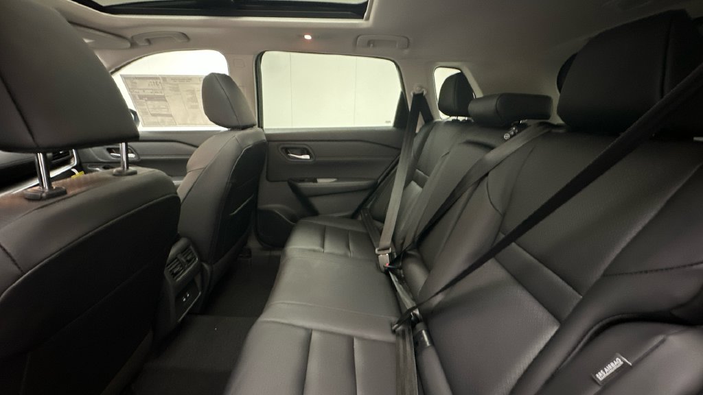 New 2026 Nissan Rogue Dark Armor AWD/4WD image 10