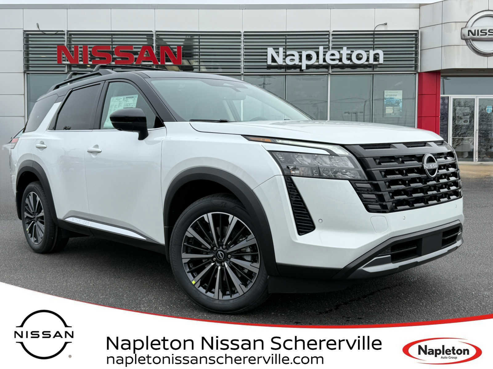 New 2026 Nissan Pathfinder Platinum image 1