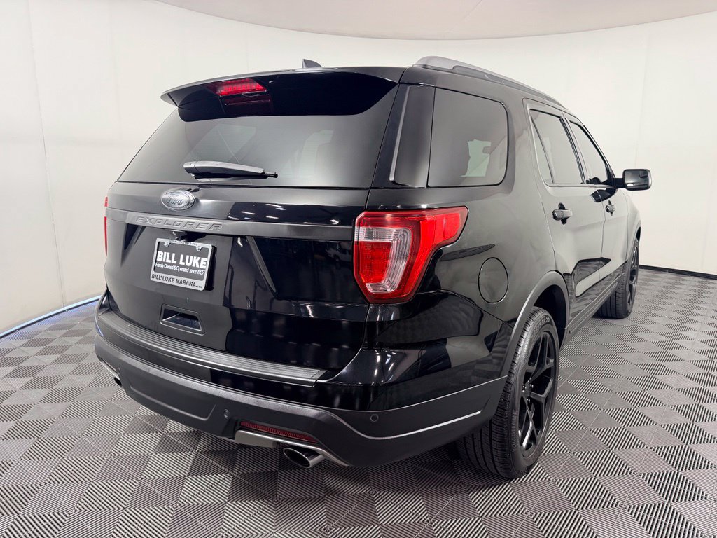 Used 2018 Ford Explorer XLT FWD image 7