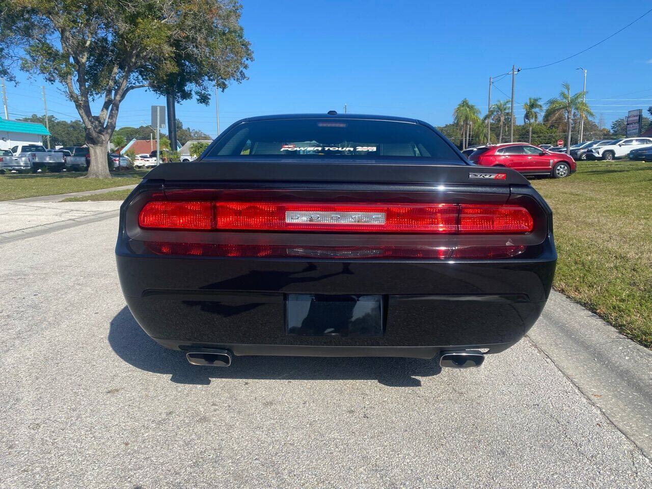 Used 2009 Dodge Challenger SRT8 w/ SRT Option Group II RWD image 7
