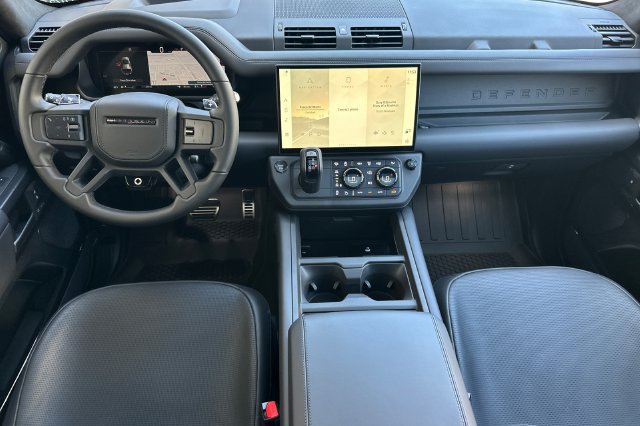 New 2026 Land Rover Defender 110 AWD/4WD image 12