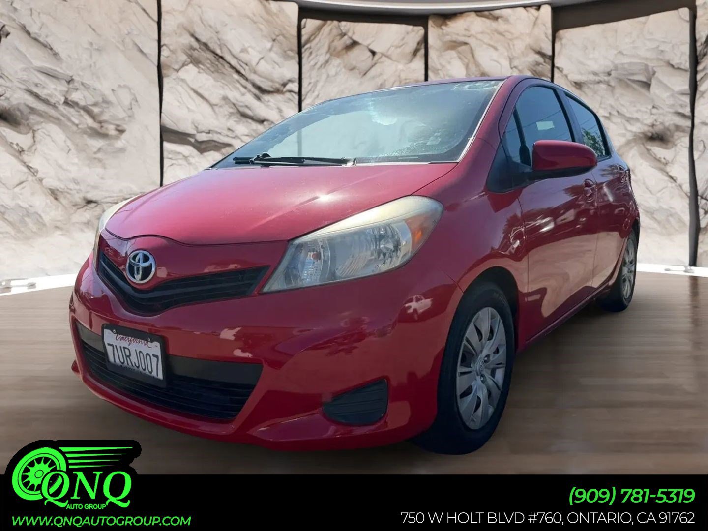 Used 2013 Toyota Yaris L FWD image 1