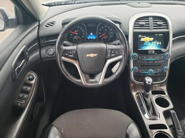 Used 2014 Chevrolet Malibu LT FWD image 16