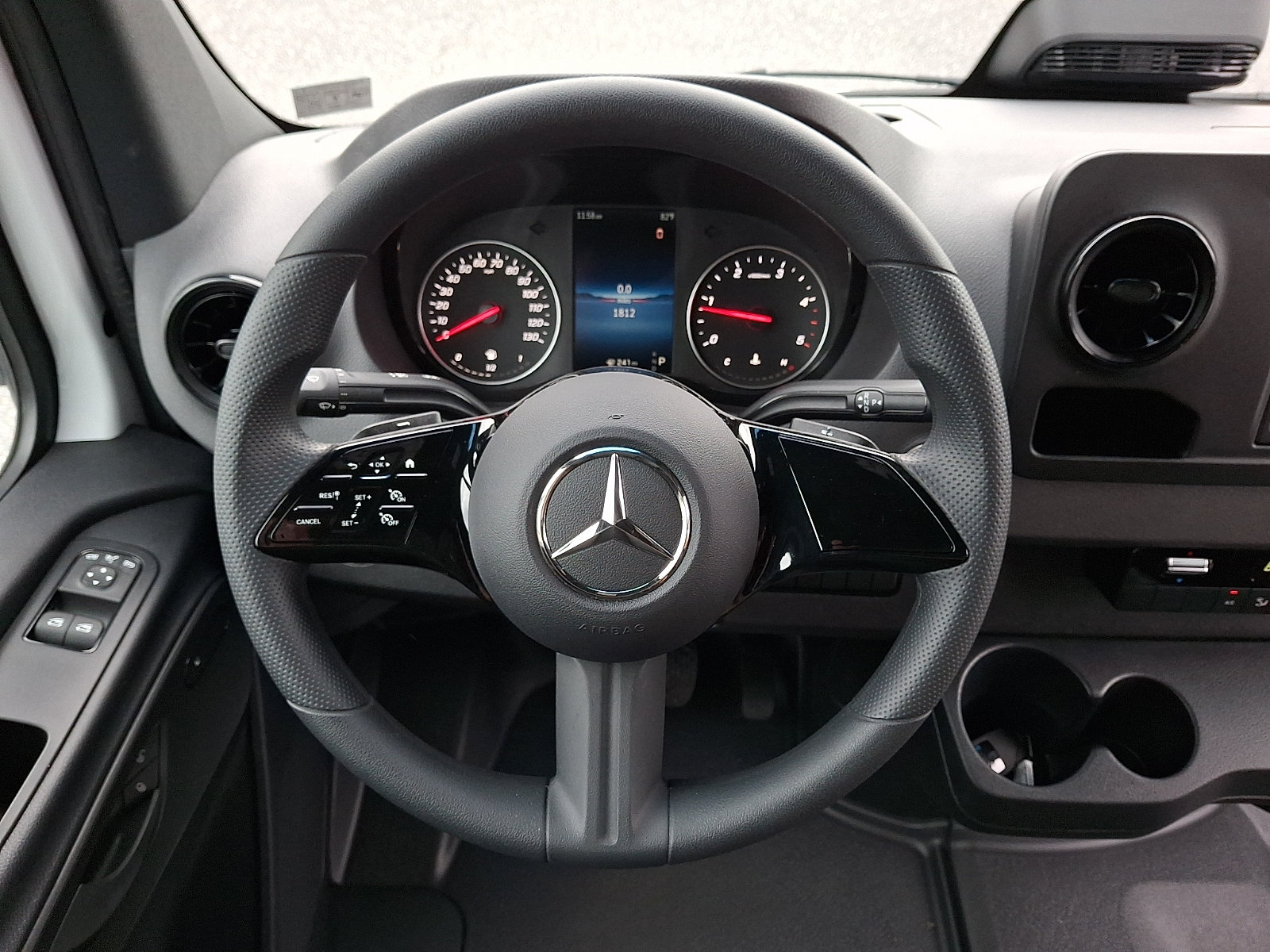 Used 2025 Mercedes-Benz Sprinter 2500 image 20