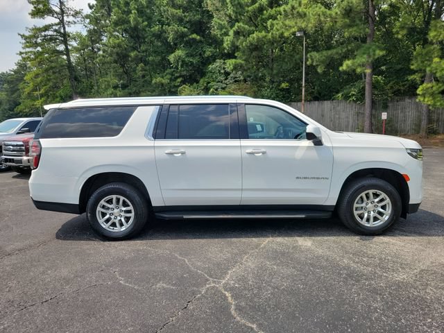 Used 2024 Chevrolet Suburban LT RWD image 6