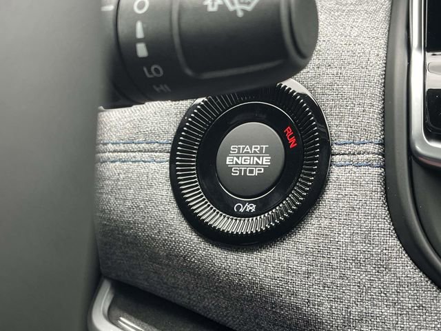 New 2026 Jeep Compass Latitude image 24