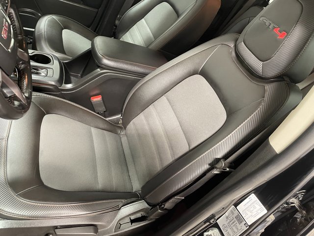 Used 2022 GMC Canyon AT4 image 12